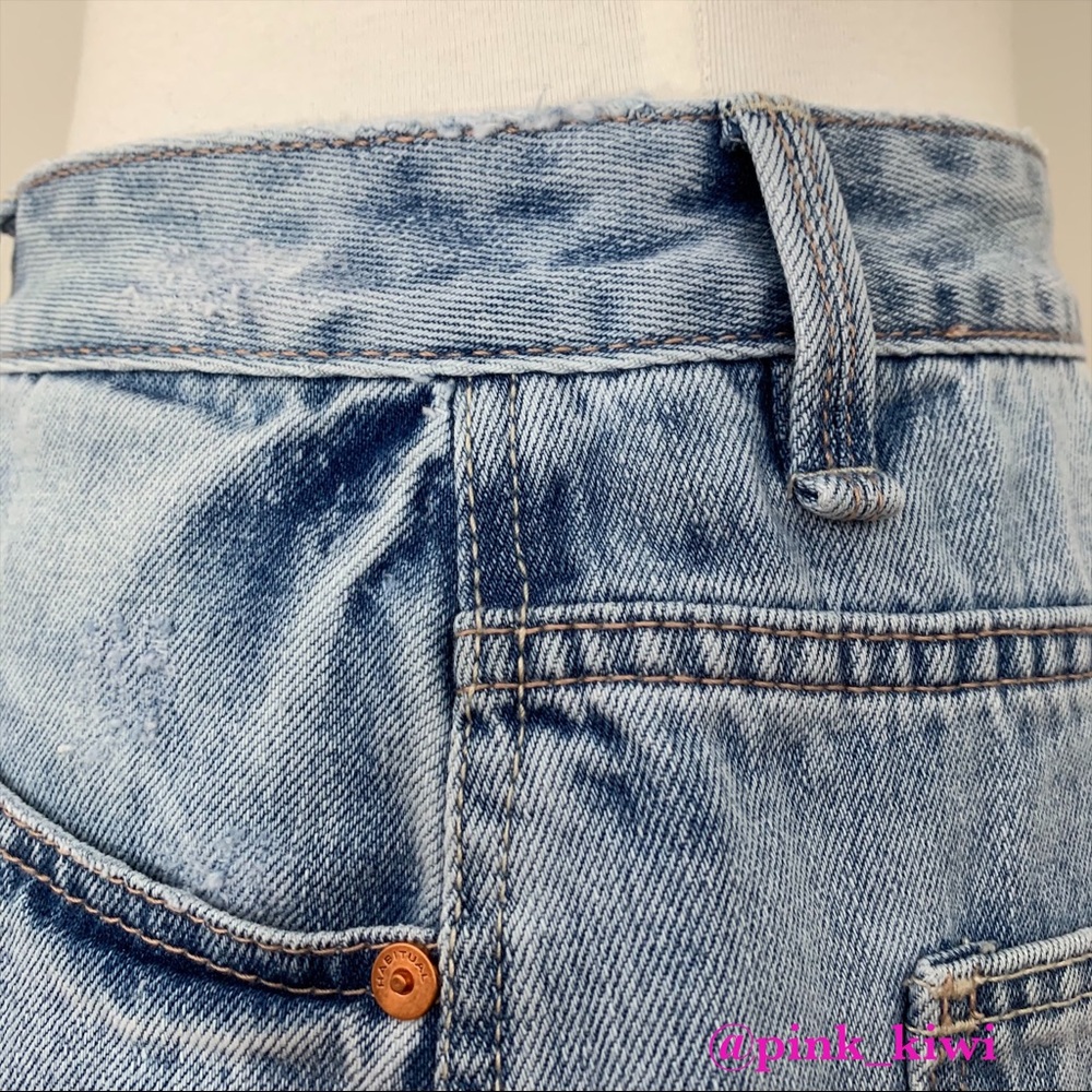 Habitual Willa Distressed Cutoff Denim Skirt Size: 28 - Picture 6 of 11